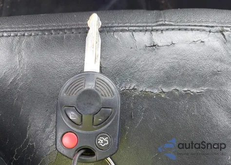 2010 Ford Escape Limited z USA, uszkodzony, nr VIN 1FMCU0E70AKA04168